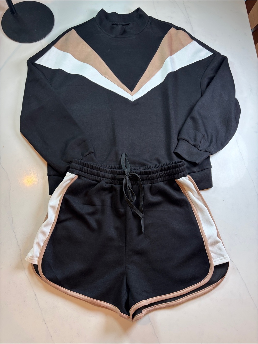 Black & Beige Colorblock Women's Set